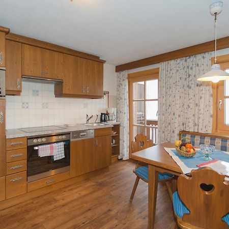 Gloesalm Appartement Ramsau am Dachstein Kamer foto
