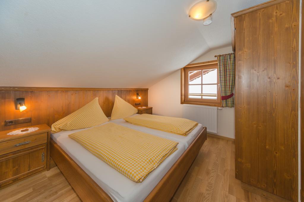 Gloesalm Appartement Ramsau am Dachstein Kamer foto